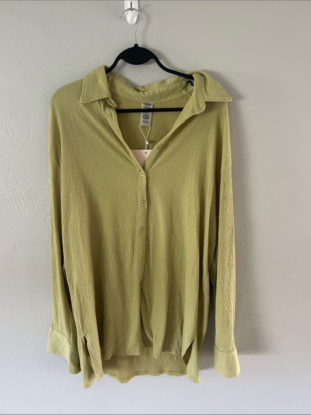 Kittenish Jessie Decker Long Sleeve Lime Olive Green Button Down Top Blouse